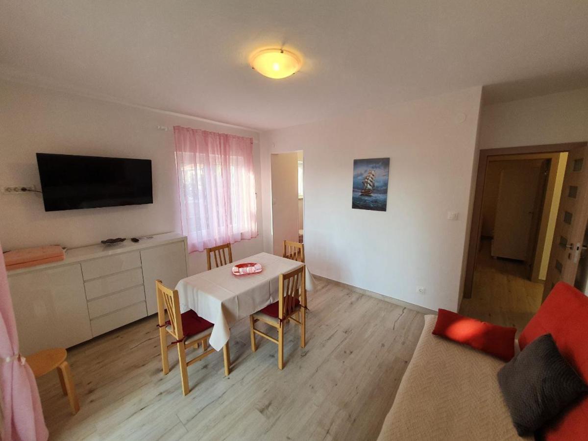 Apartments Zic Malinska Exterior photo